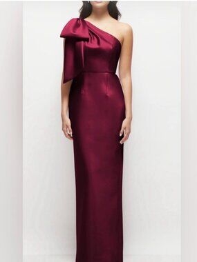 NWT Alfred Sund One-Shoulder With Bow Maxi Cabernet Dress. Size 8R.